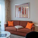 Wellings Romantik Zur Linde מלון מוארס