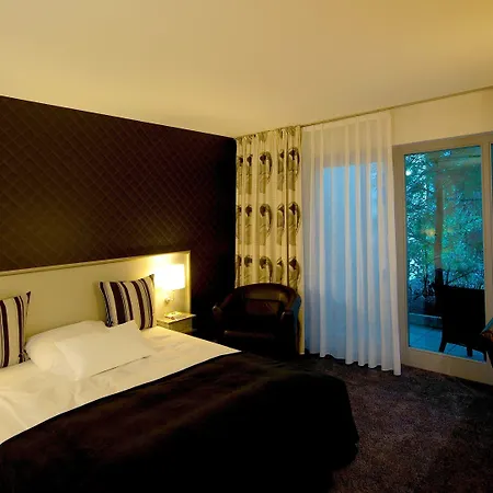 Wellings Romantik Zur Linde 4*