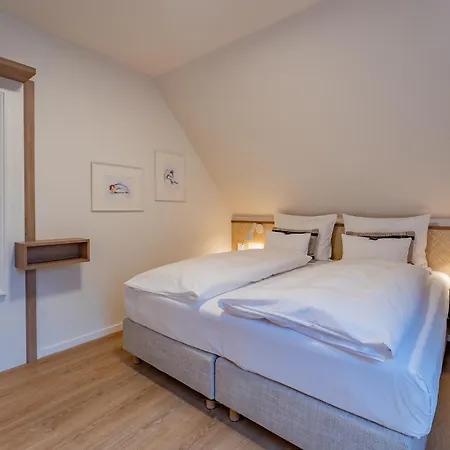 Wellings Romantik Zur Linde Hotel 4*