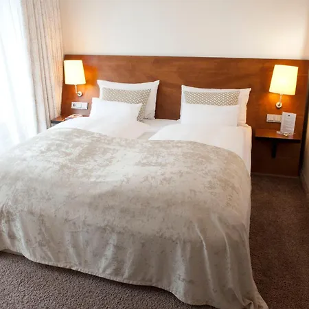 Wellings Romantik Zur Linde 4*