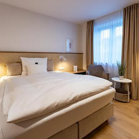 Wellings Romantik Zur Linde Hotel Moers