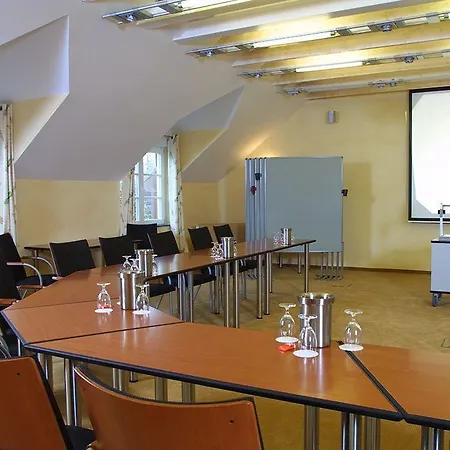 Wellings Romantik Zur Linde Hotell Moers