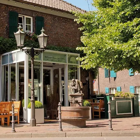 Wellings Romantik Zur Linde Otel Moers