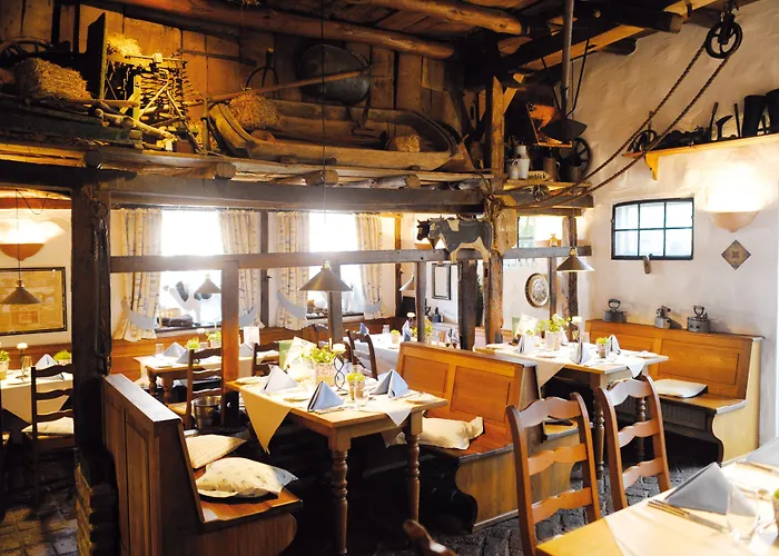 Wellings Romantik Zur Linde Отель 4*